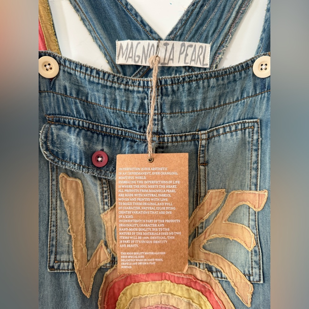 RARE 🦄 NWT Magnolia Pearl Embroidered Love Applique Overalls 032 - Picture 4 of 12